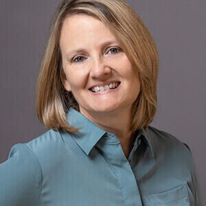 Nancy-Skelly-300x300-1-circle headshot